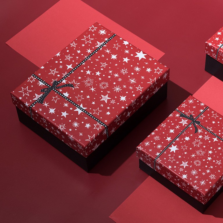 P box. Кастом коробки. Твердая коробка для подарка. Коробка подарок лайн. Gift package Box.