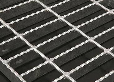 Welded Steel Grating - Rugged Structure for Walkway