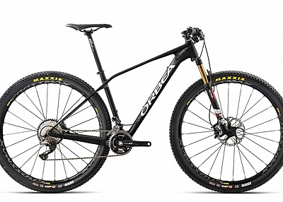 2017 Orbea Alma 27 M10 Mountain Bike (ARIZASPORT)