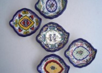 Hand decorated ceramic tableware