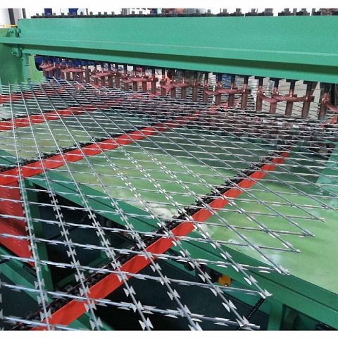Concertina Razor Wire Machine