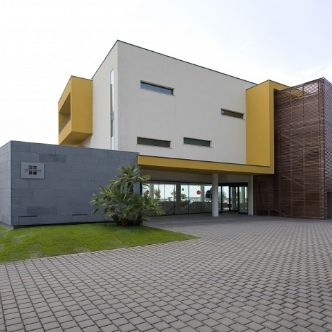 Etna Basalt Stone Factory Export