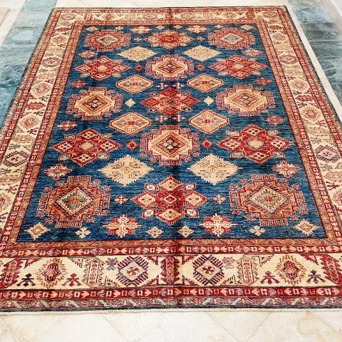 Handmade Carpets & Rugs