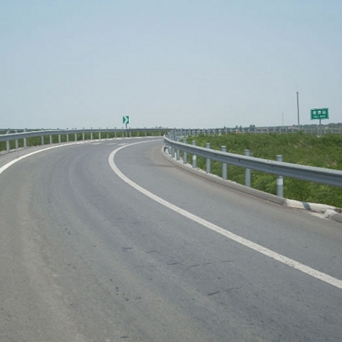 Hot-dipped Galvanized Guardrail