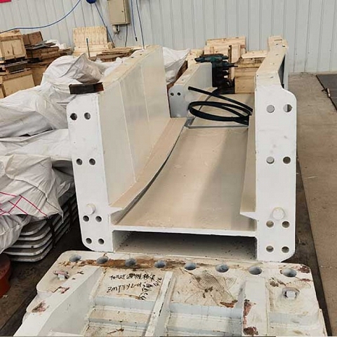 Central Slot of Scraper Conveyor with High Wearability 