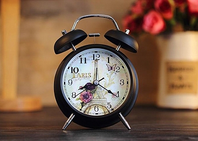 outdooroutdoor wall clock